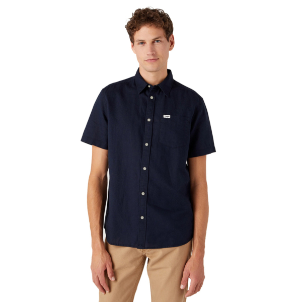 Wrangler Single Pocket Short Sleeve Shirt in Dark Navy (W5K0LOXAE)