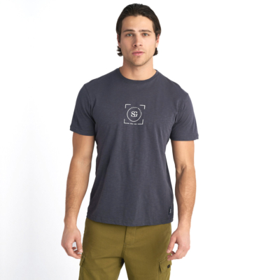 Staff Jack Graphic Logo Men’s Tee - Smoke | Slim Fit (64-011.053.N0097) 
