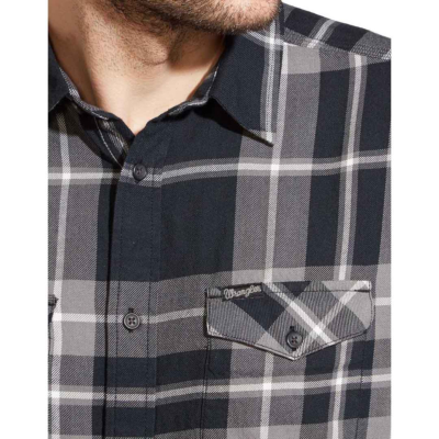 WRANGLER Two Pocket Flap Men Shirt - Black (W5917NO01) 