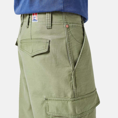 Wrangler Casey Cargo Shorts for Men in Olive (112350909) 