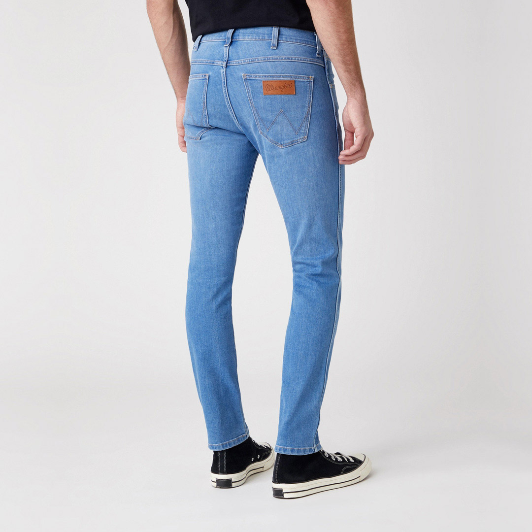 WRANGLER Larston Jeans Men Slim in Heat Rage (W18SC788W)