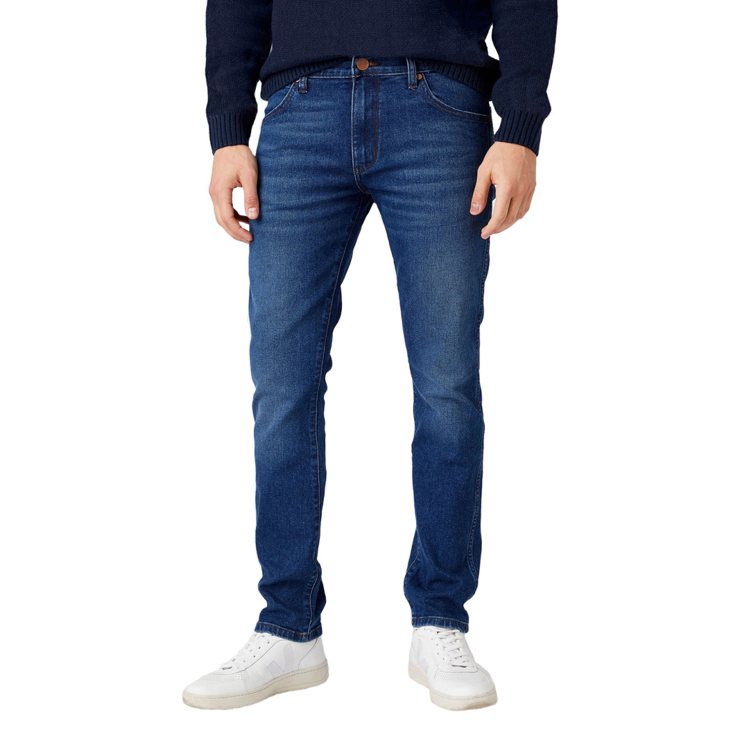 District Concept Store - WRANGLER Larston Jeans Slim Tapered - Hot Chill  (W18SU892T)