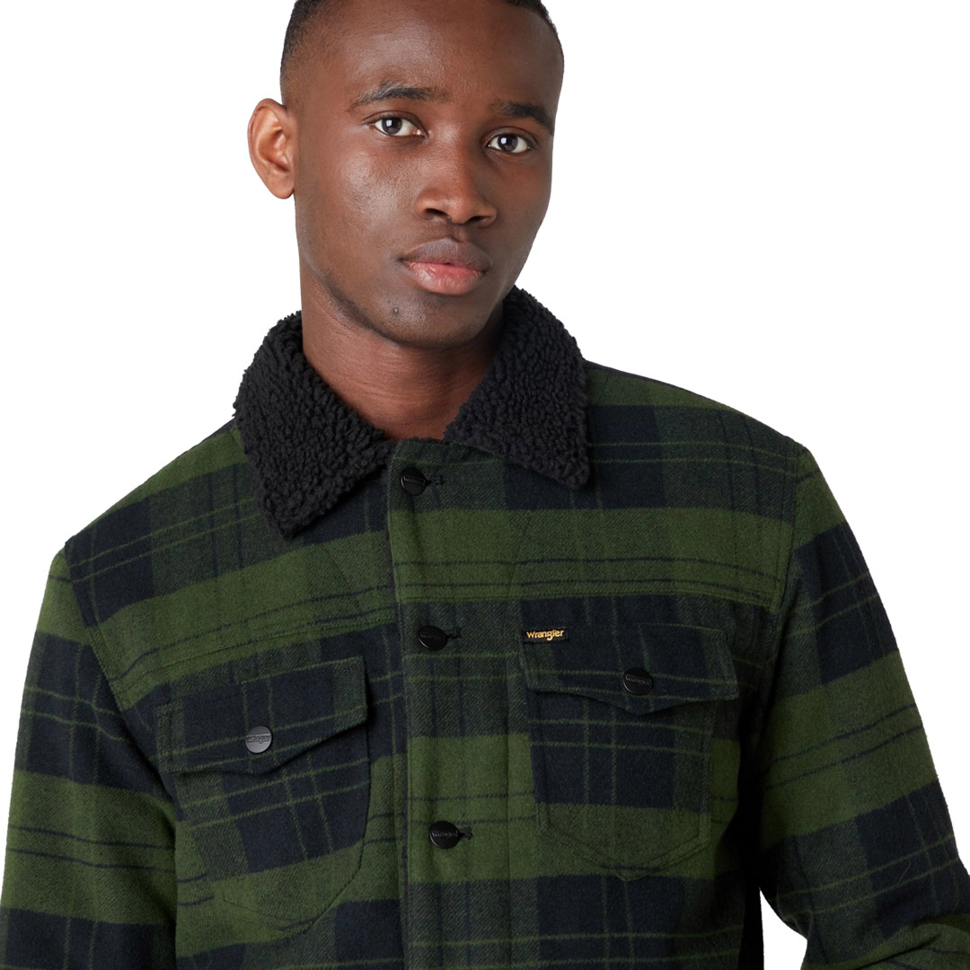 District Concept Store - WRANGLER The Trucker Jacket - Rifle Green  (W4D2SGG13)